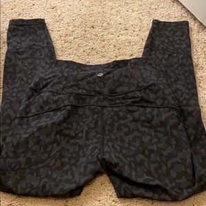 Lululemon In Movement Tight 28 wild thing camo